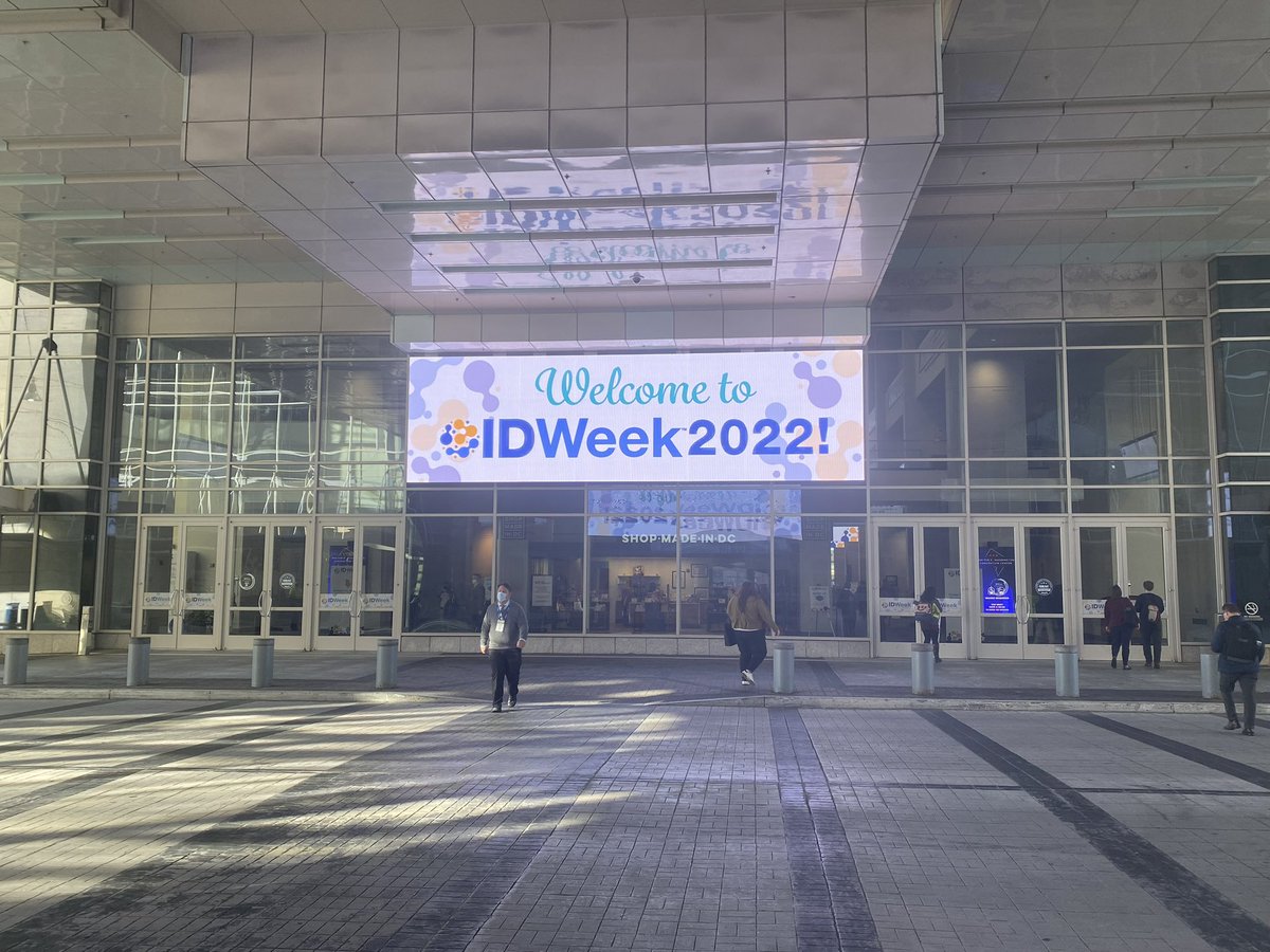 DHPharmRes's tweet photo. Our PGY2 @kiraglutide presented her research on nitrofurantoin use and resistance in UTIs at #IDweek22! She’s giving ID steward 🫡🦠💉#PharmRes #SIDP #TwitteRx #IDTwitter  @kcshihadeh @SIDPharm @IDWeek2022 https://t.co/VODewTsmO6