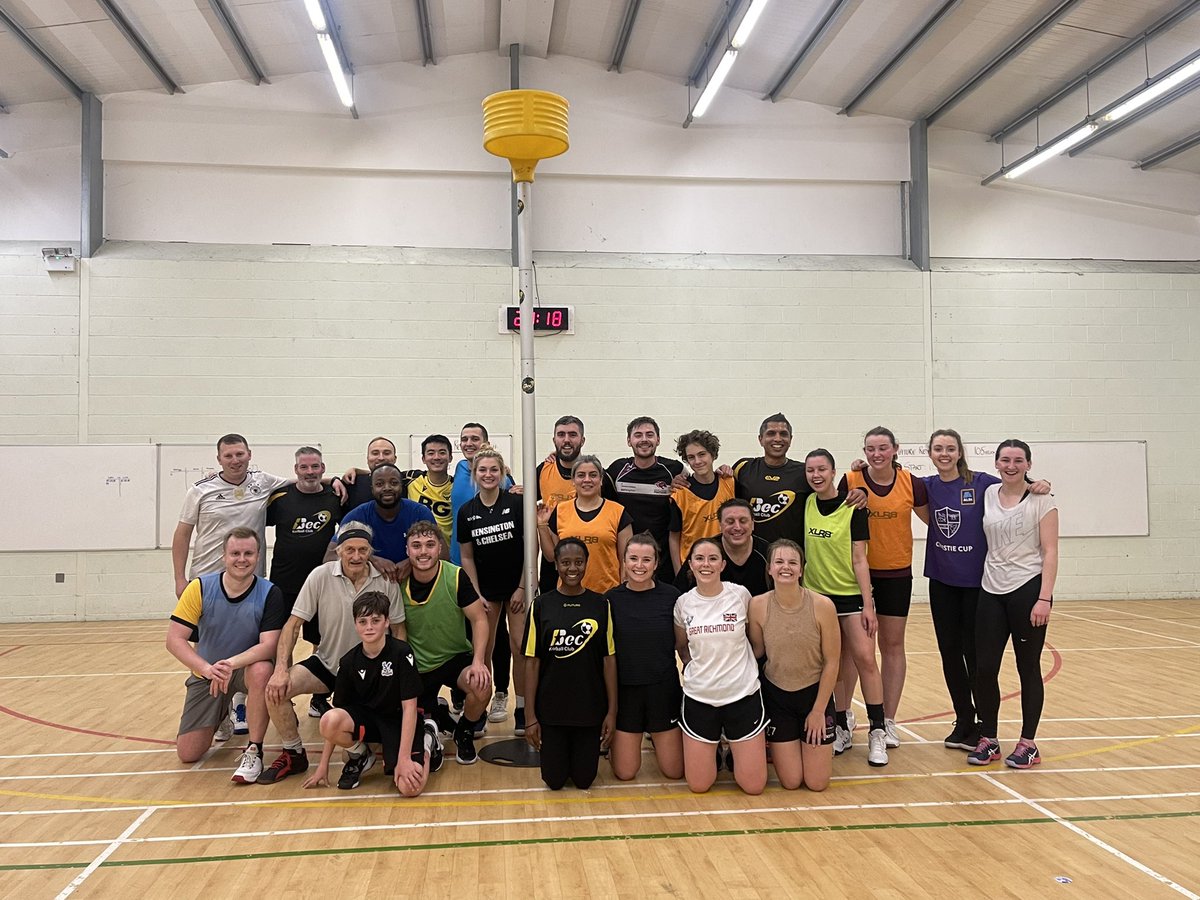 A GREAT CLUB NIGHT💛🖤