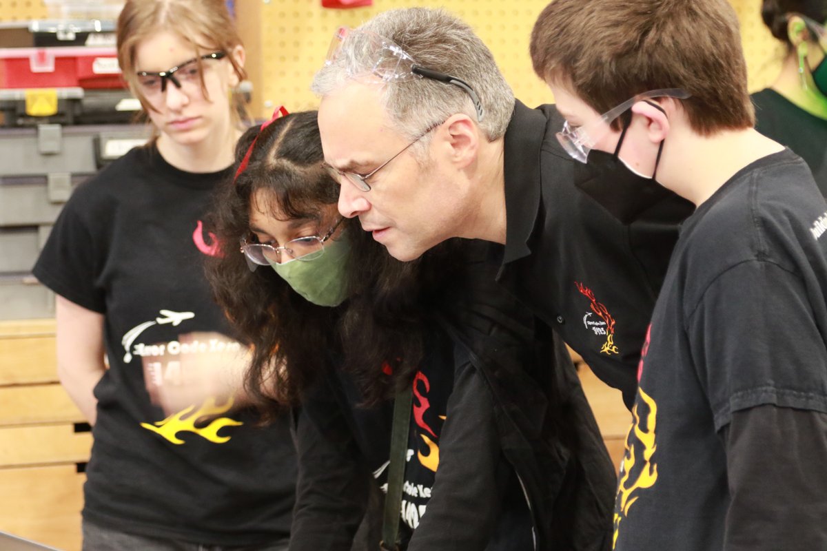 We'd like to give a HUGE thank you to everyone who came out to Girls’ Gen 2022! Every single team, supporter, and volunteer, contributed to this event and it could not have happened without the dedication and support from people like you.