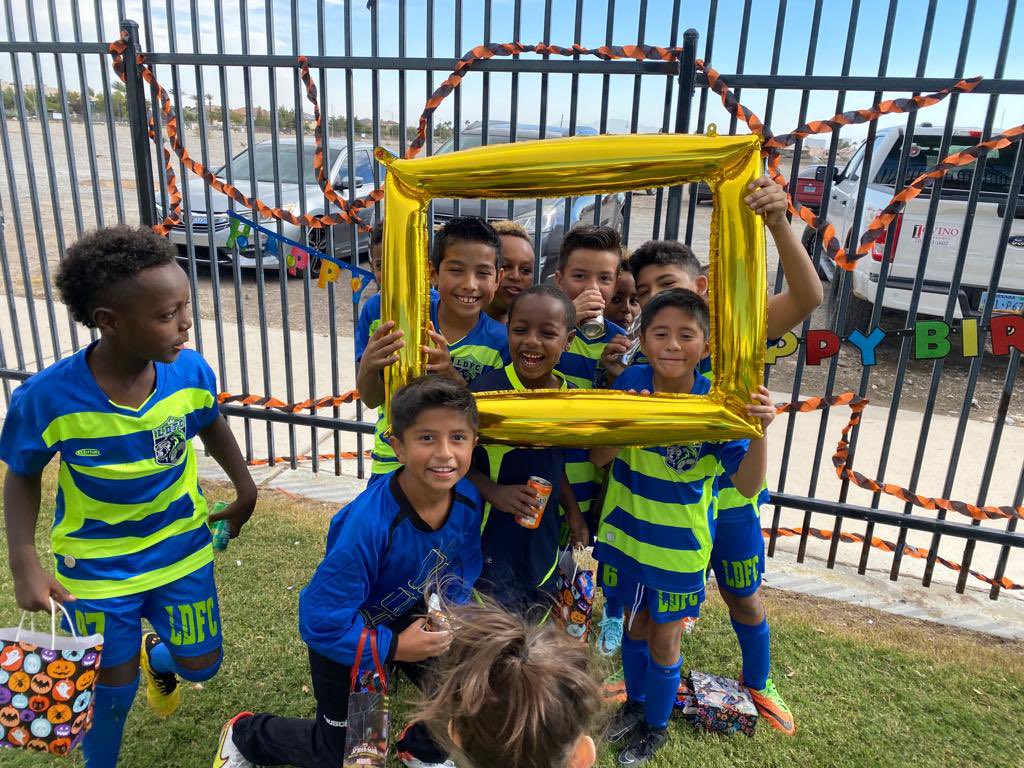 Lion'sDenFútbolClub tweet media