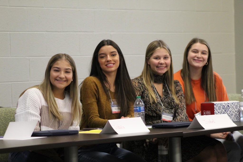 FrakerKimberly's tweet photo. Kicked off our 2022-23 @GordonCoSchools Superintendent’s Student Advisory Council today! Great start getting to know everyone, laying the foundation for future sessions, and of course getting some awesome input and ideas from amazing GCS students. #OneBIGFamily #GETGCS https://t.co/ptRSiRVo2Q