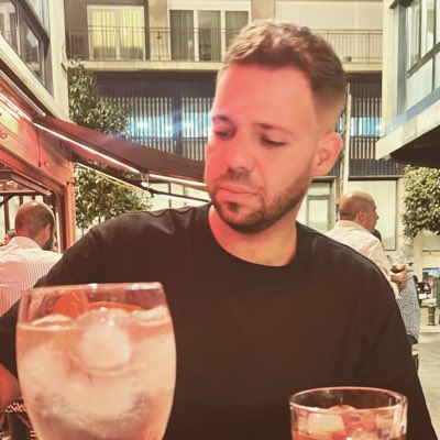 josemi099's tweet photo. #NuevaFotoDePerfil https://t.co/f5uNc8DKZ3