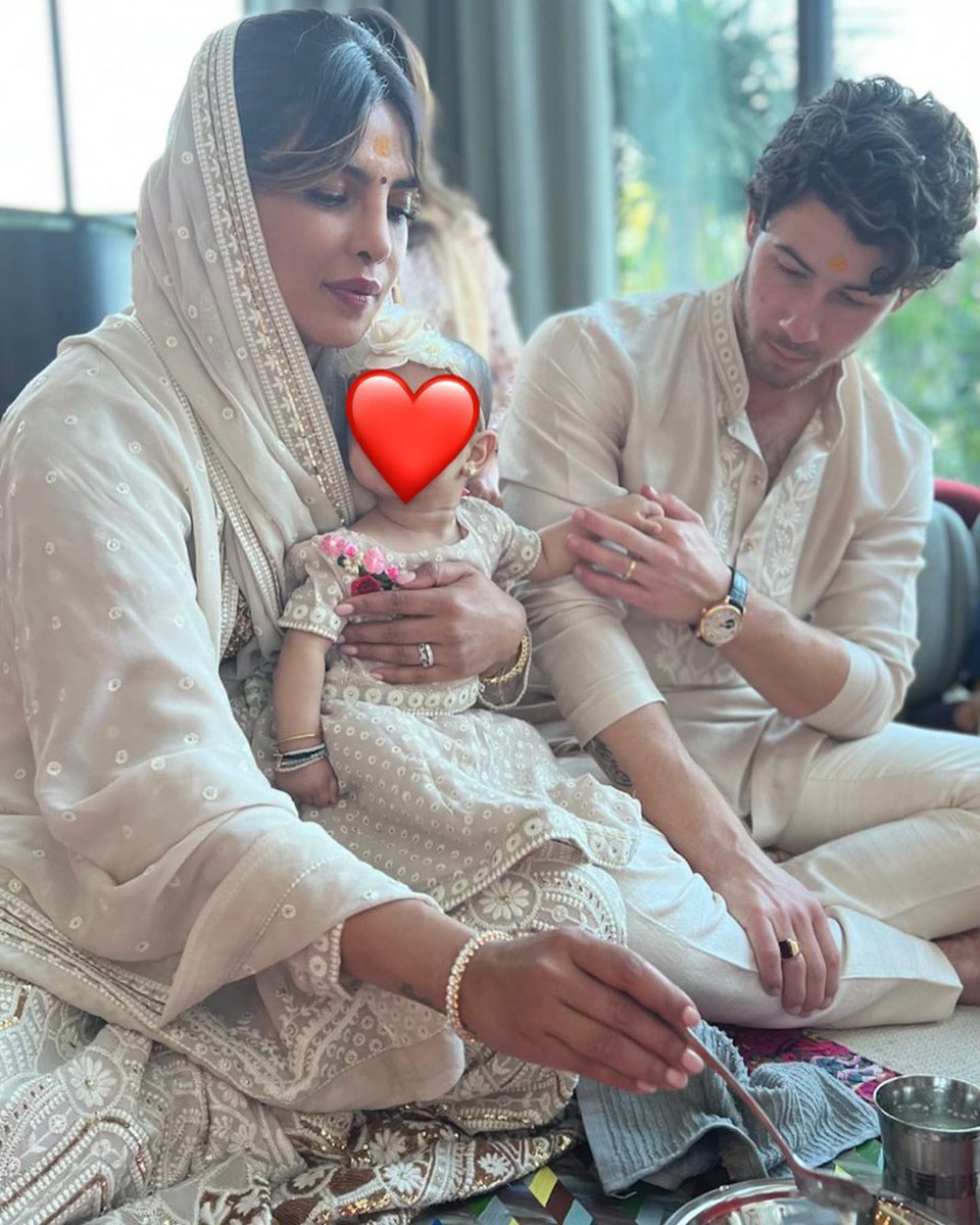 nickjonas's tweet photo. Such a beautiful Diwali celebration with my ♥️. Happy Diwali everyone. Sending joy and light to you all. #Diwali https://t.co/zQy315dInV