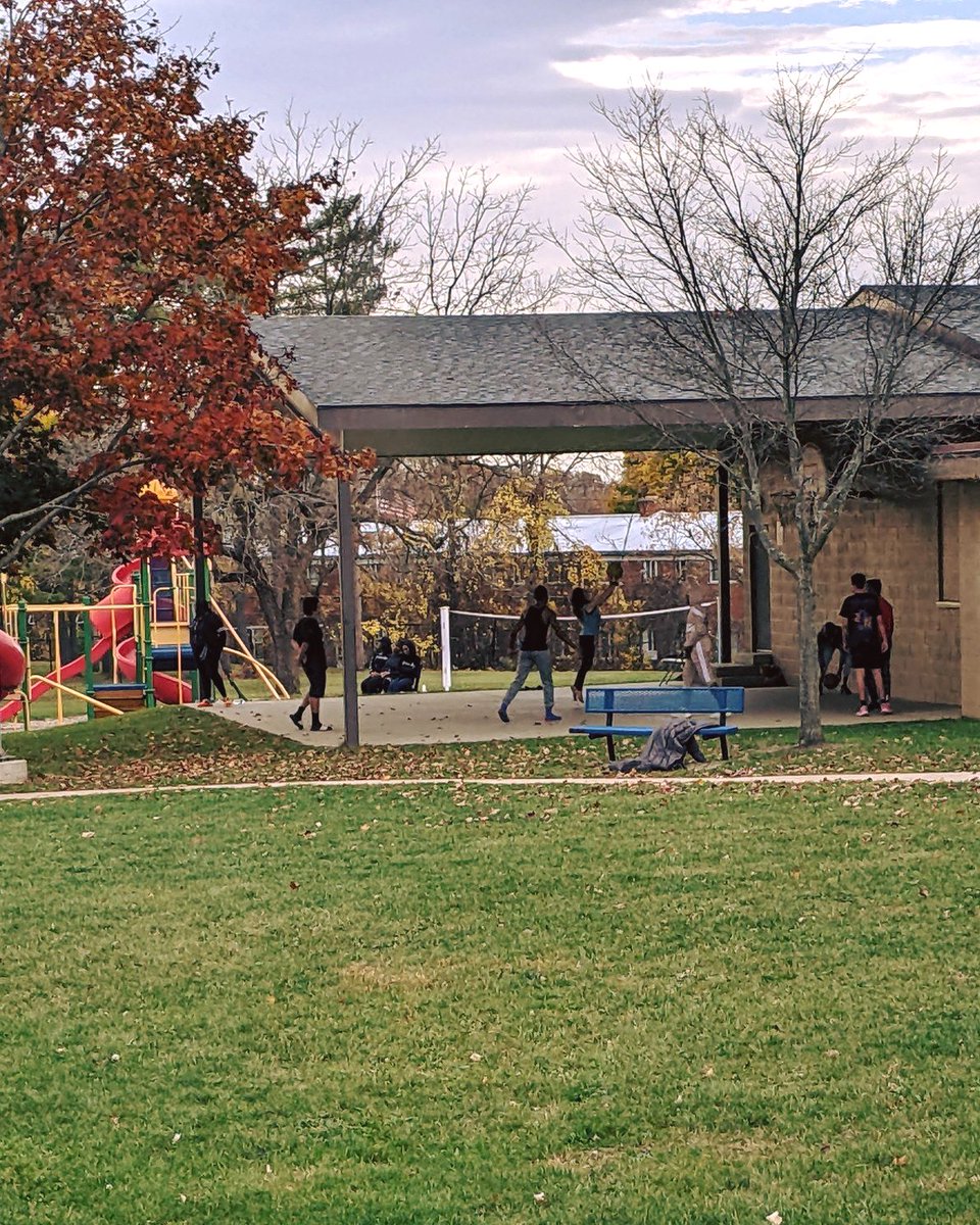 WhaleyChildren's tweet photo. Perfect day to be out playing basketball! https://t.co/TqsTDCn96Q