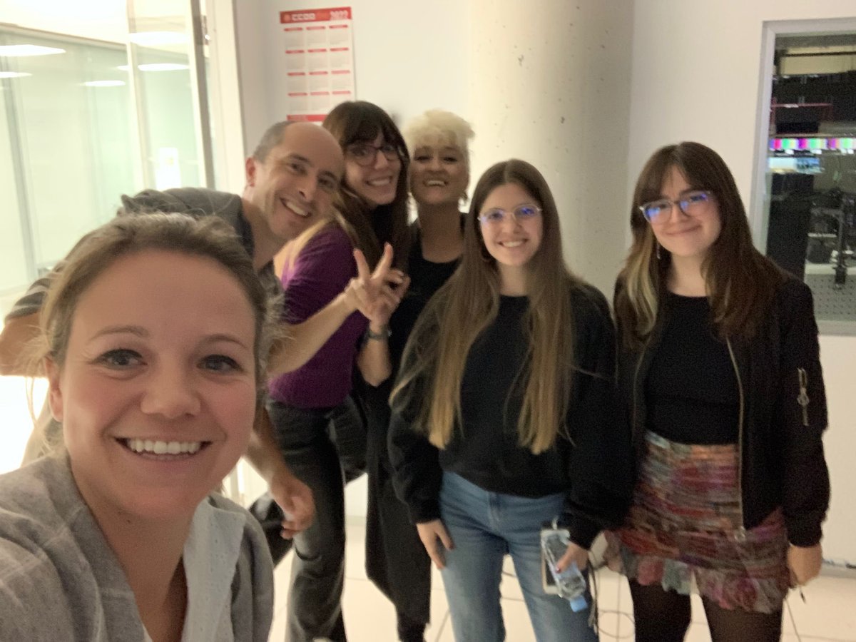 evasabebrillar's tweet photo. Y esta gente guapa con más compañeros de @rtve ha hecho posible Los Elegidos del  #BenidormFest GRACIASMIL https://t.co/DcyitbqRmh