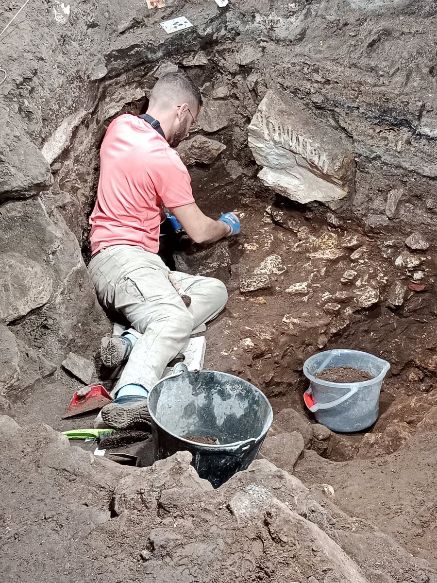 Nuestro Rubén en la danza con la tierra.