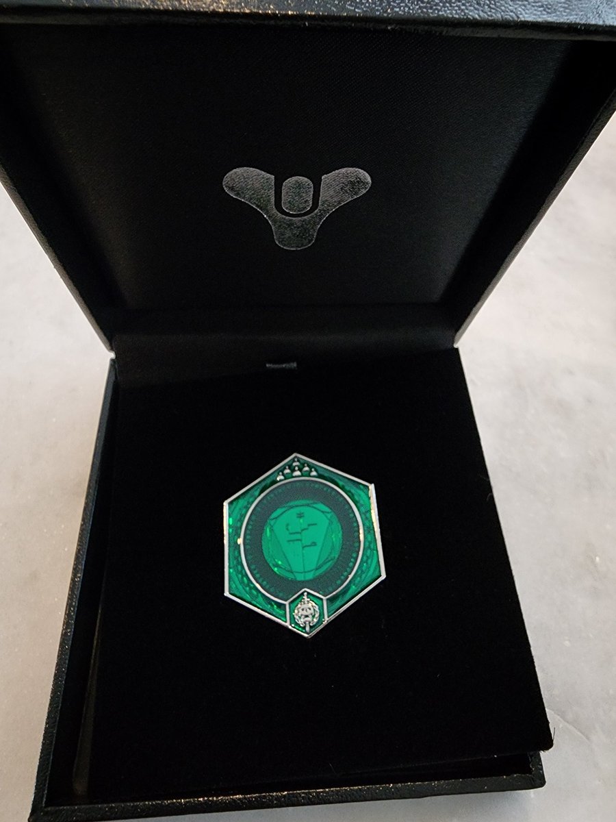 Hindufury's tweet photo. These green pins are so good https://t.co/bIp6q8RuHq