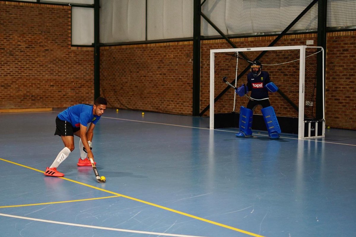 Double training session on day 2 with a video debrief to wrap it up. 

Looking forward to day 3 of training camp with the <a href="/blitzstoks/">SA Men Indoor Hockey</a>. 

One team, one dream! 

#TeamSA 
#BlitzStoks 
#SAIndoor
#TopsatSPAR 
#TaylaSportswear 
#TeamBehindTheTeam