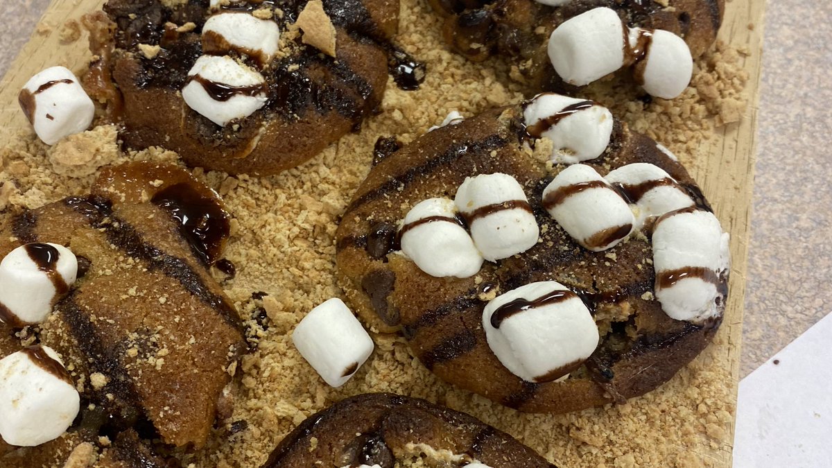 Emily Beye tweet media