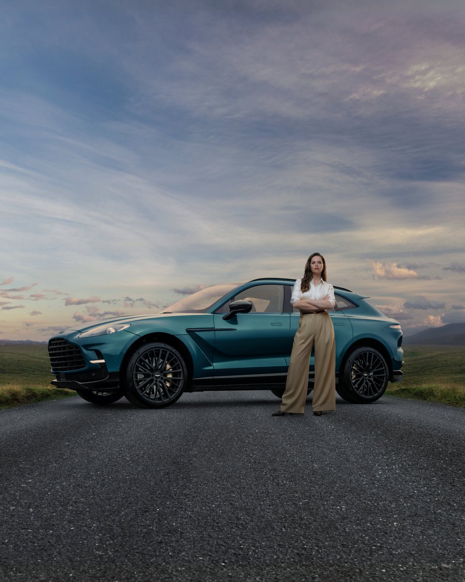 Power is the strength to write our own rules. 

DBX707. Power, redefined.

#AstonMartin #DBX707 #POWERDRIVEN