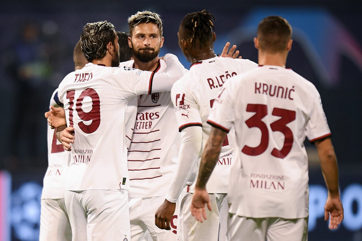 Milan, Dinamo Zagreb deplasmanından 4-0’lık galibiyetle dönüyor. Son haftaya girilirken Salzburg’un evinde Chelsea’ye yenilmesiyle ikincilik koltuğuna oturdular.