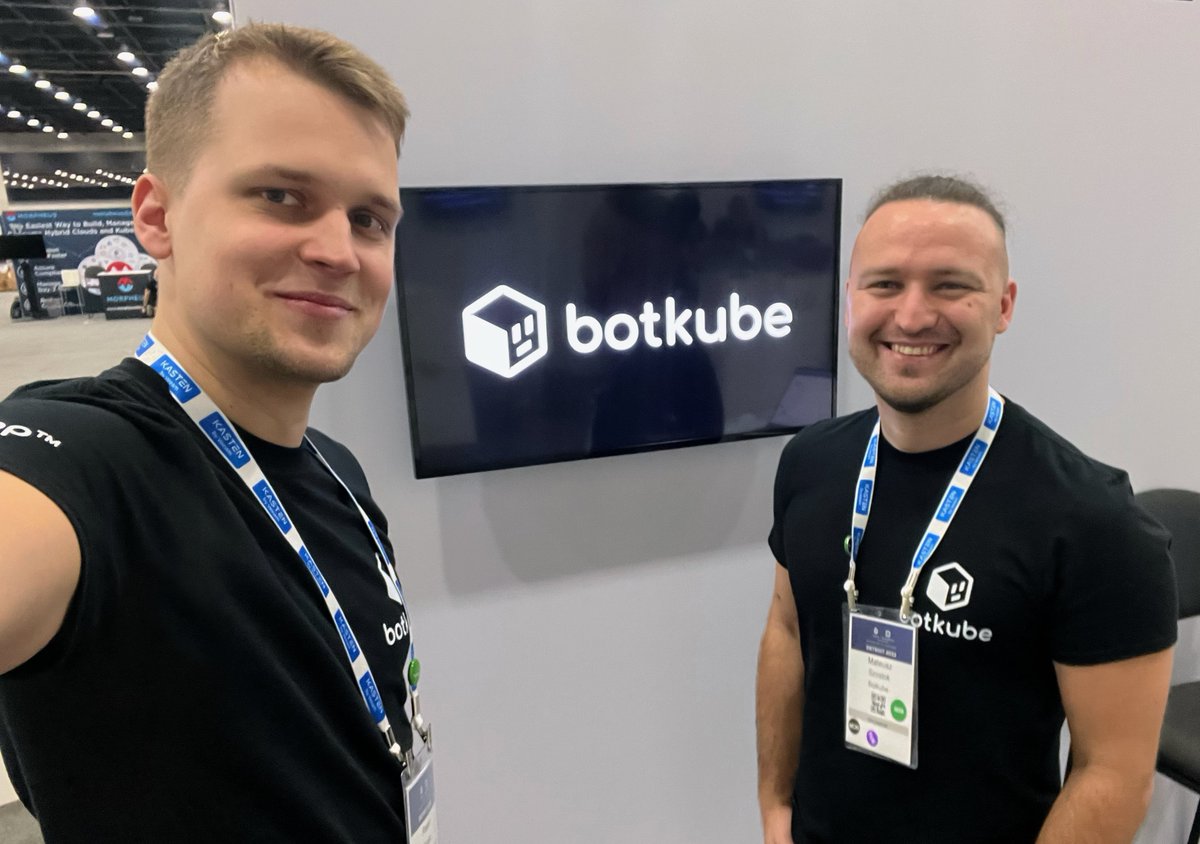 pkosiec's tweet photo. How time flies! It’s been 5 months since @m_szostok and I joined @thekubeshop to work on @Botkube_io  project. Now, we’re here at #KubeCon NA in Detroit to showcase you all the cool stuff shipped in the recent releases! See you at the SU87 booth! 🚀
#monitoring #kubernetes #slack https://t.co/Zg99XwqTa2
