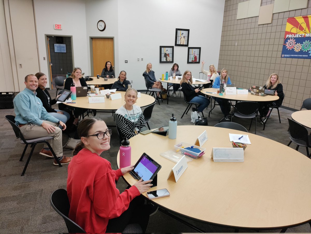 michelle_coots's tweet photo. Our #extraordinary kindergarten teachers are learning new ways to integrate iPad resources into engaging lessons.
@DVUSD @AppleEDU #Teamwork #Communication #Creation #Personalization #CriticalThinking #RealWorld #ElementsOfLearning #DVUSDTech https://t.co/uXEuHnr1Eb