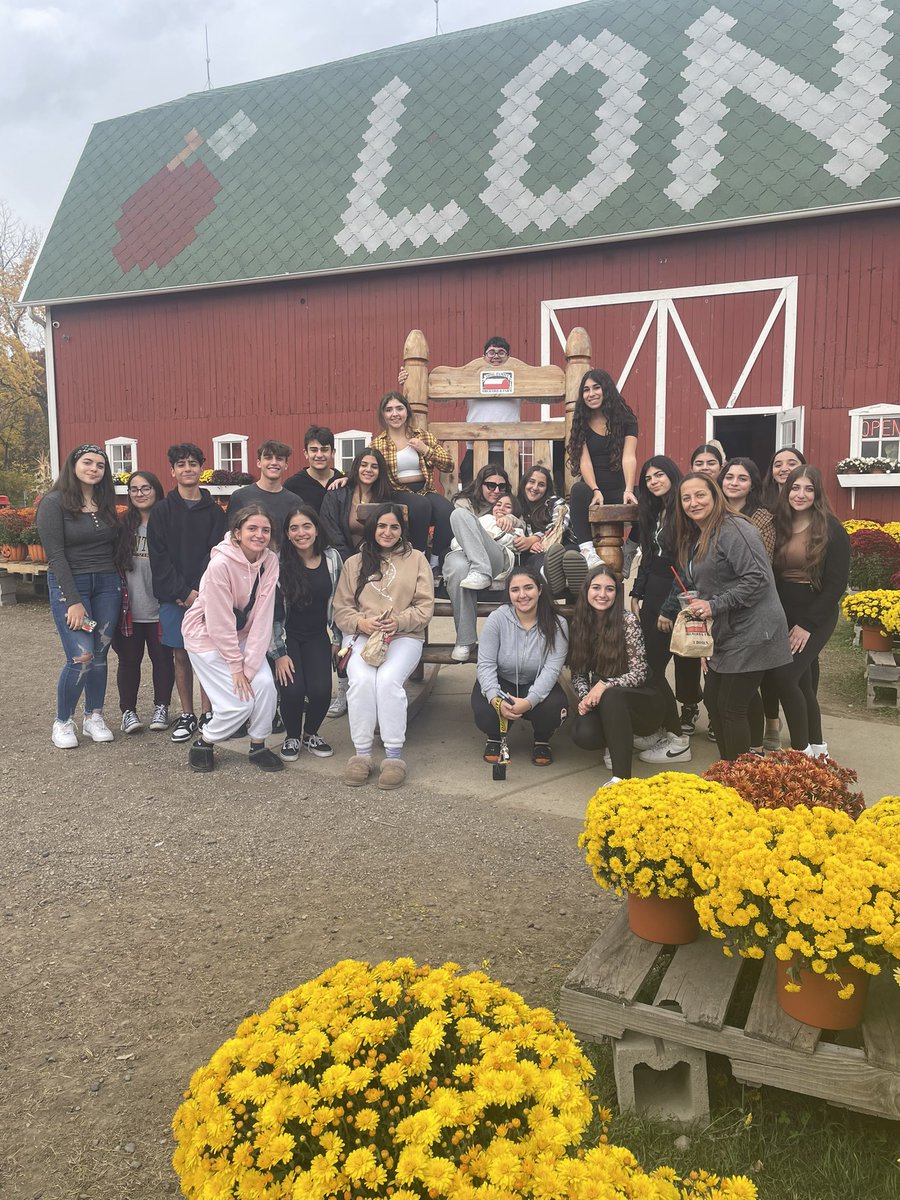 Had a great time at Long’s Cider Mill with CASA members today! Just missing our favorite Principal, <a href="/KAMeteyer/">Kyle Meteyer</a>! <a href="/WalledLkSchools/">Walled Lake Schools</a>