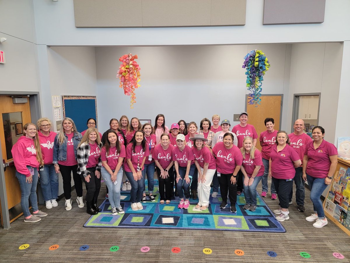 fisd_nursing's tweet photo. Boals Pink Out 2022 https://t.co/c8T0Oup8vv