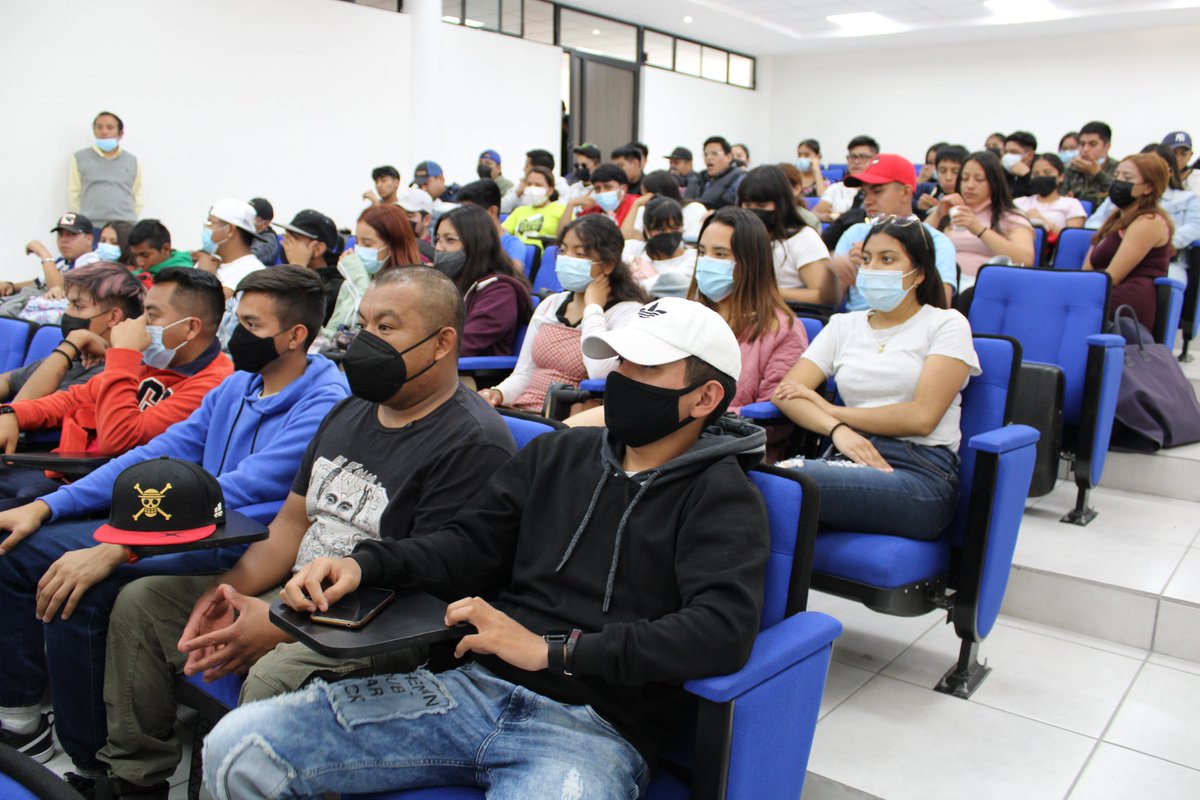 UPFIM_Oficial's tweet photo. Se llevó a cabo el taller “𝓗𝓪𝓵𝓵𝓸𝔀𝓮𝓮𝓷 𝓝𝓨𝓒 𝓼𝓽𝔂𝓵𝓮” a cargo de Georgina Young-Ellis, docente del idioma inglés, el cual mostró la historia de la celebración anglosajona, particularmente en la ciudad de New York. 🎃⚰️🎃 🇲🇽🇺🇸
#YoSoyUPFIM
#InternacionalizaciónUPFIM https://t.co/FOgPA22McQ
