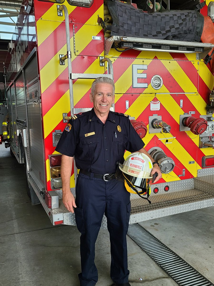 Windsor Fire & Rescue Services tweet media