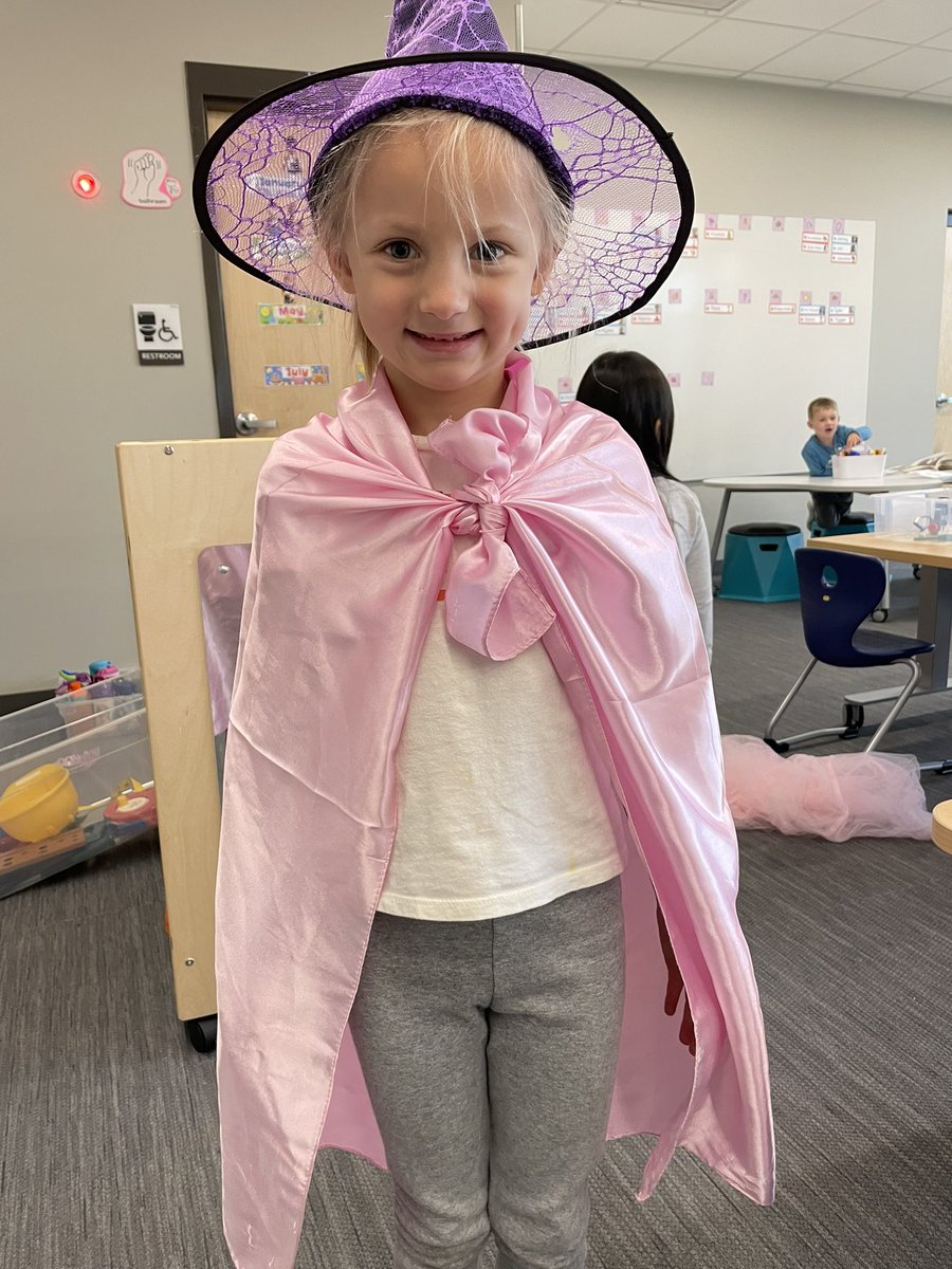 Rachel Savage tweet media