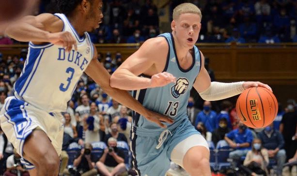 18SportsAndy's tweet image. STORY: @ECSD_Schools grad @tmoffe11 signs pro basketball deal in EuroLeague overseas. Becomes first men's pro player from the region since Spencer's Jeff Foote @foote1cu played in the NBA in 2012 for the Hornets: mytwintiers.com/sports/ty-moff…