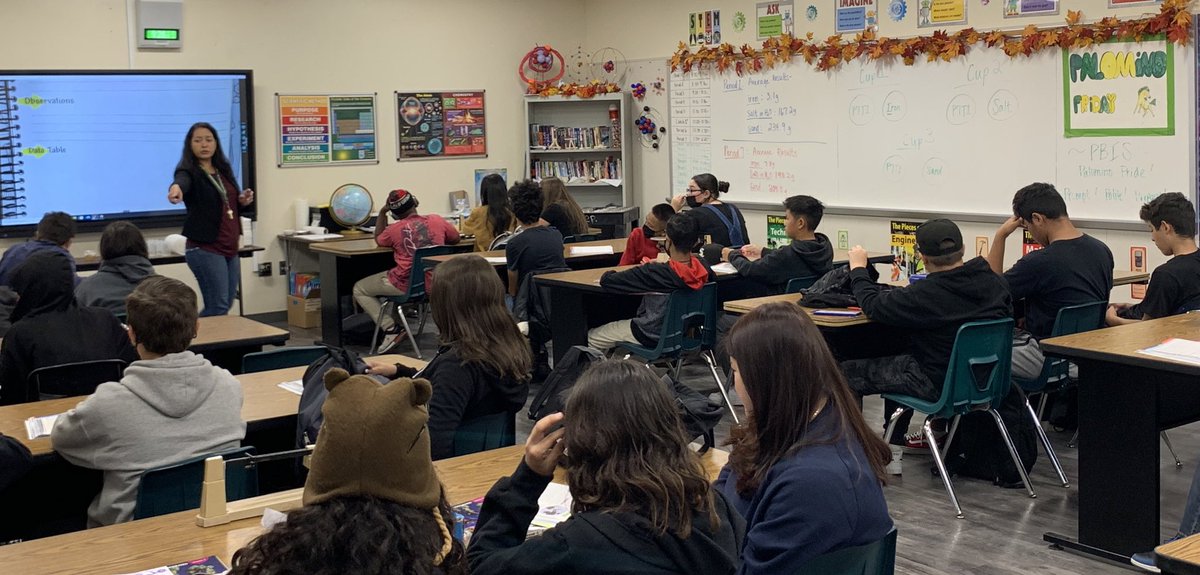 DrONeill13's tweet photo. Lab day in Mrs. Douglass’s science 7 class. Future science fair winners at work! #TheTimeIsNow @mrsverorod @BanningSchool https://t.co/00iI3jxm36