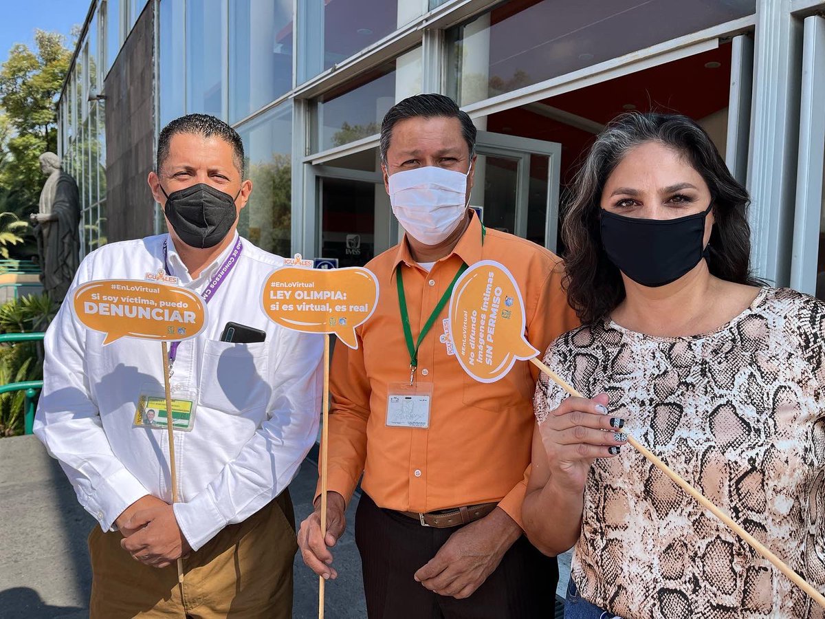 Tu_IMSS_CDMXSur's tweet photo. #EnLoVirtual💻📱todas y todos #IgualesEnDerechos. Como cada 25 📆 en el #IMSSCDMXSur nos sumamos al #DíaNaranja🧡 este mes en pro de la Ley Olimpia.
#IMSSySNTSSvsViolencia https://t.co/AjAqa7rEN4