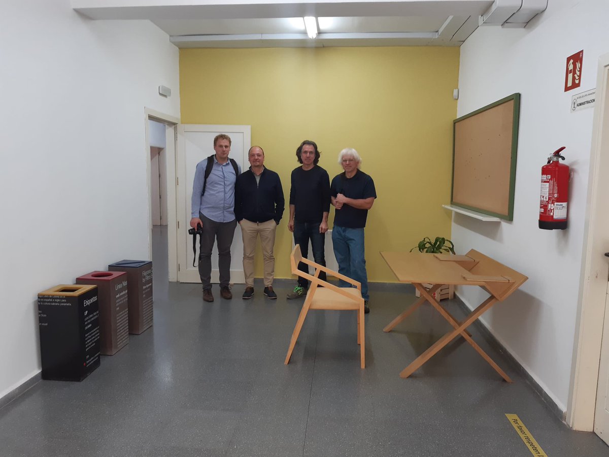 fpmaderaymueble's tweet photo. Hoy nos visitaron los profesores  de #Estonia  Margus Krips y Lauri Kutsar. Han conocido nuestras instalaciones y alumnado para futuras colaboraciones #ErasmusPlus #erasmus #educacion #educacionfuenlabrada #badbunnychile https://t.co/9yKEOuiFPV