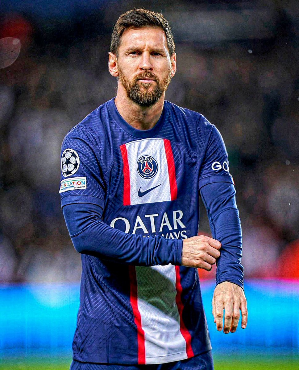 Juezcentral's tweet photo. Hoy, Lionel llegó a 50 participaciones en goles en 40 partidos que ha disputado en 2022 (26 goles, 24 asistencias). En las últimas 13 temporadas, solo una vez alcanzó menos de 50 participaciones en goles (en 2020 -46-). 
Más de una década anotando y asistiendo. Qué bestia Lionel. https://t.co/YCh4dwBvtd