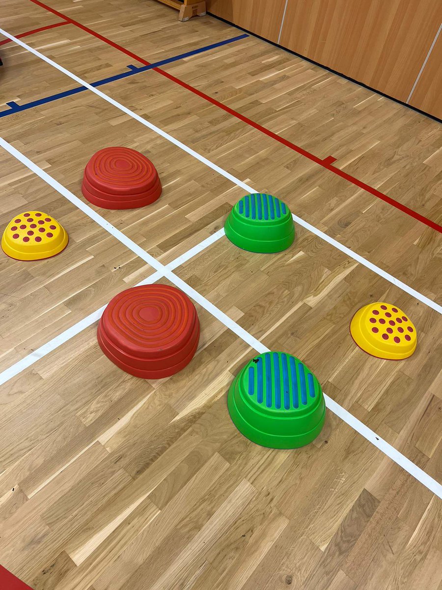 MissWebster_x's tweet photo. Some of our sensory activities set up as part of @StrathmorePS  celebrating ADHD awareness month. @ADHDFoundation @cfoley50 All classes can access this throughout the week as well as an ADHD awareness scavenger hunt, digital poster competition and making our own sensory toys. https://t.co/VKBocTfOkb