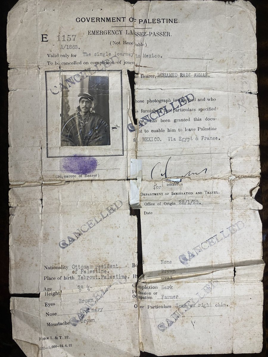 وثيقة سفر للمكسيك من إصدار حكومة فلسطين سنة ١٩٢٣ لوالد جد أحد أصدقائي اللي تعرفت عليهم في غواتيمالا.. وفي الختم مكتوب "Jerusalem" عاصمة #فلسطين