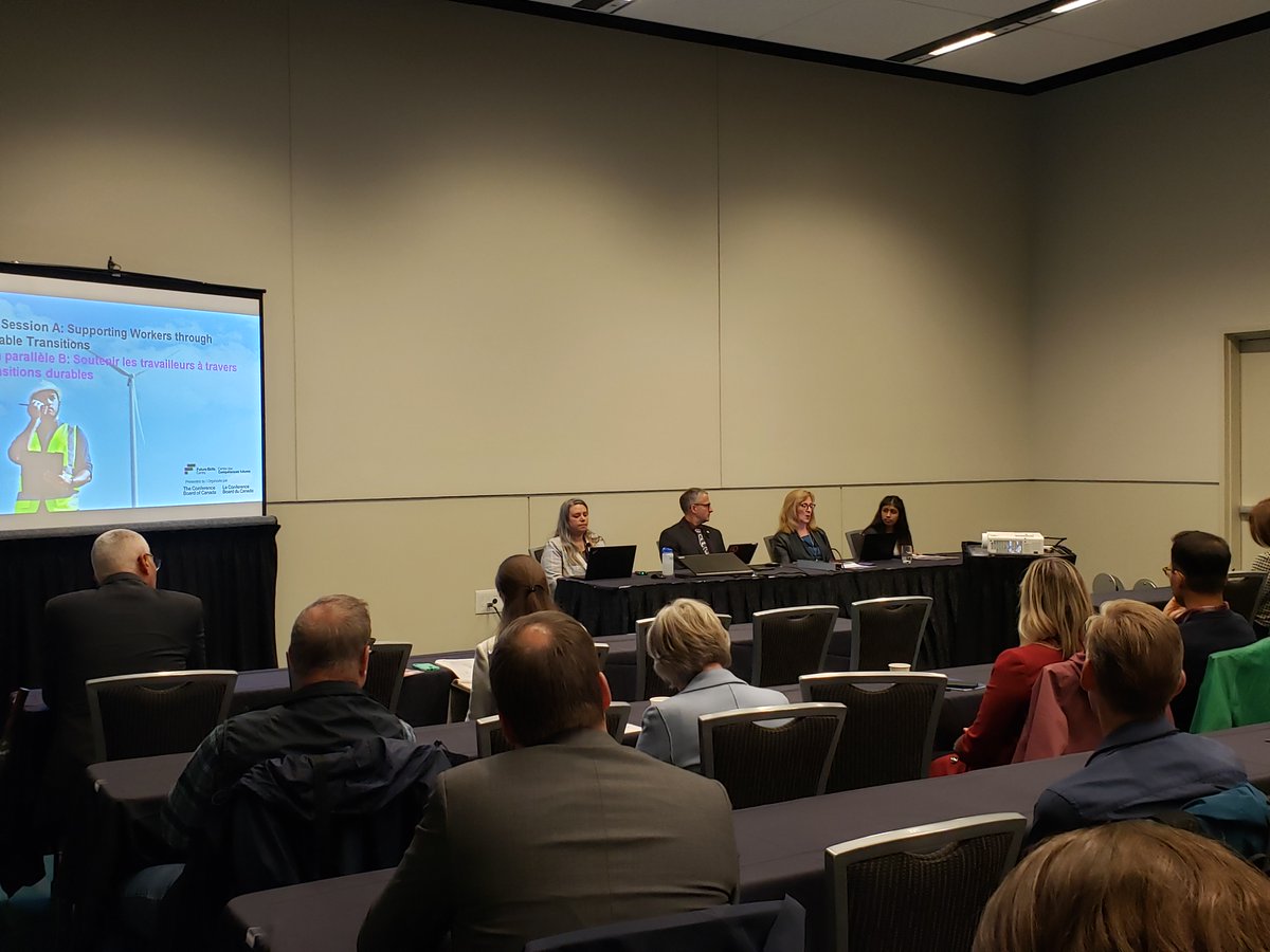 fsc_ccf_en's tweet photo. Our first breakout session is engaging participants on how to support workers through transitions towards the #SustainableEconomy. https://t.co/01WXbmBoi3