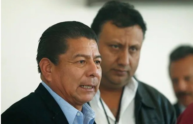 MxM_Puebla's tweet photo. Por fin el CEN del @SnteNacional envío a su junta ejecutiva para iniciar el proceso de renovación en @ComSnte51 ¿Qué creen? Jaime no llegó.
🚨🚨¿Jaime puede ir a prisión por peculado? 🚨🚨🚨
Dicen que si boda fue como de "narco" y no de un digno maestro. https://t.co/HiW3BL6ynV