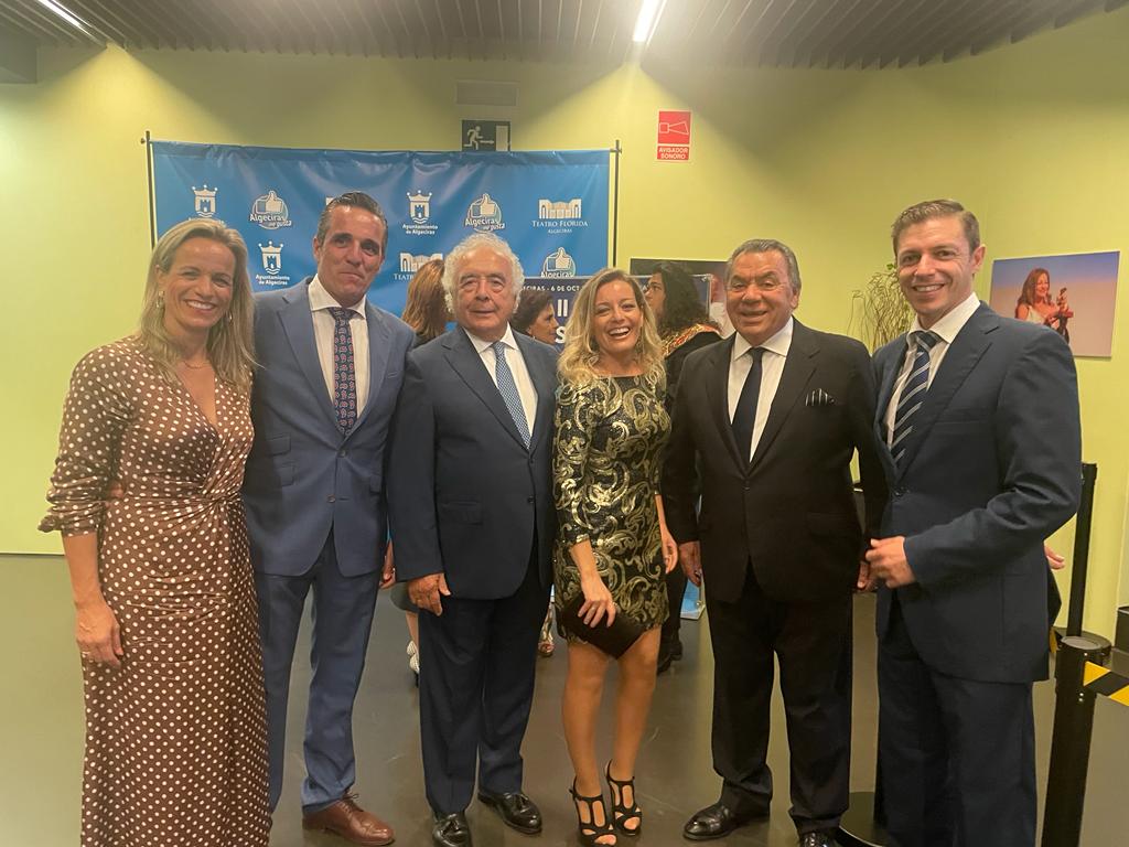 Gala premios Novia del Sol, Algeciras 2022. Junto a los también galardonados Los del Río.