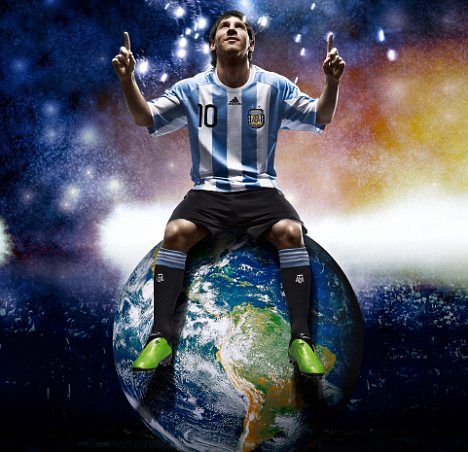 BarcaWorldwide's tweet photo. Most G/A in football history:
1 - Messi 🇦🇷 : 1127
2 - Pele 🇧🇷 : ~1126

Leo Messi is now lonely at the Top https://t.co/ohOFFu2Il1