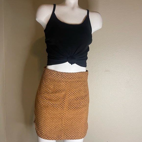 Laura Gregory 🌊🏳️‍🌈🌍🐝🐾 tweet media