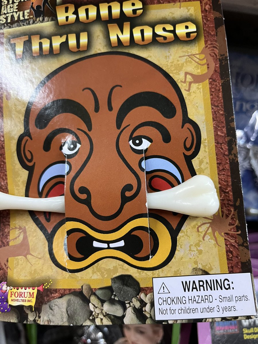 cy_fig's tweet photo. Lil Spirit Halloween find https://t.co/YNWIWkMrKS