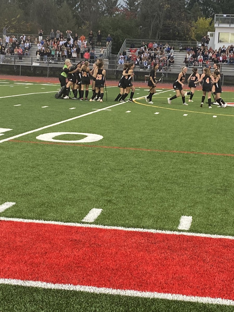 BC Eagle Athletics tweet media