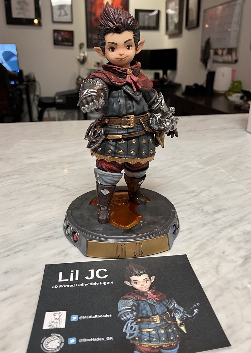JesseCox's tweet photo. He’s here!!!

My little boy!!! 

#ffxiv @FF_XIV_EN 

Seriously, best commission ever. So blown away by the work @MediaRhoades and @Brohades_GK put it. 🥰 https://t.co/LiHMKp4yyQ
