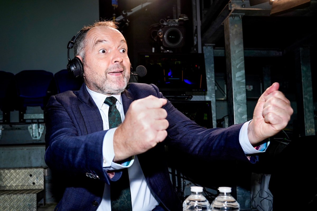 _BeFootball's tweet photo. Petit jeu.
Balance nous une phrase culte de Stéphane Guy.
On commence : « L’énigmatique Kostas Mitroglou » https://t.co/naxdVRLtsy