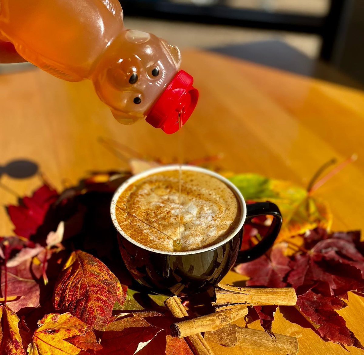 vennbrewing's tweet photo. NEW fall coffee drinks are here!
**NOTHING Pumpkin Spice**
Miel : Latte with Honey and Cinnamon
Chider : Apple Cider and Chai Blend
#fallcoffeedrinks #notpumpkinspice https://t.co/upfz8AW90F