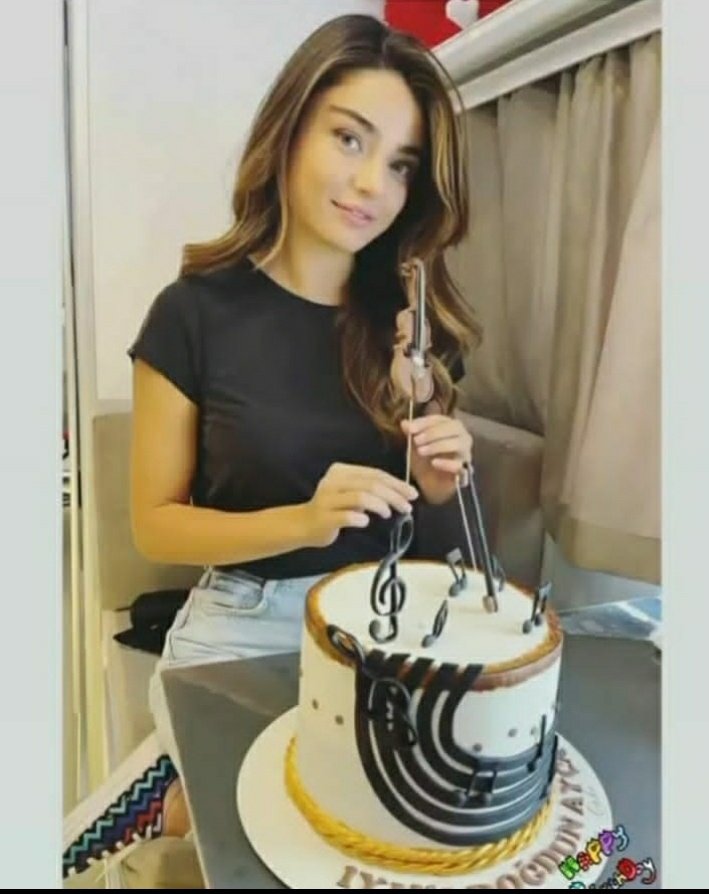 <a href="/Maria_sn1/">Maria Sendra(Isabel)</a> <a href="/aycaaysinturan/">Ayça Ayşin Turan</a> "QUE LA FELICIDAD Y EL AMOR 
       TE ACOMPAÑEN SIEMPRE 
           Y QUE TODOS TUS DESEOS 
                 SE HAGAN REALIDAD "
🎉💫💙💞✨
#AyçaAyşinTuran