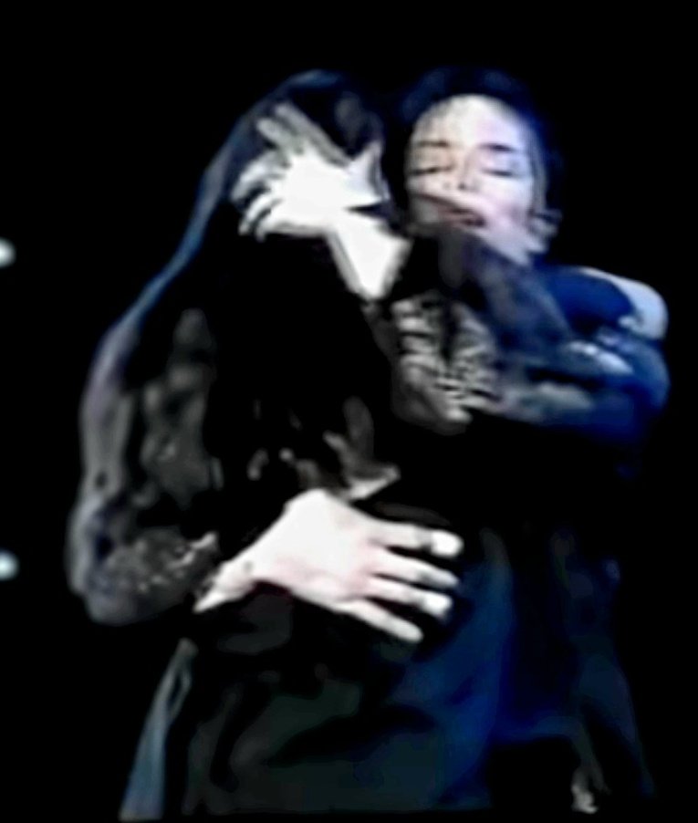 Venusg07Giusy's tweet photo. to all hateful people I hope this love reaches your heart making it change its attitude
love is the most powerful force there is bringing healing 💖
#MajorLove Prayer https://t.co/ytNJP0FVpW