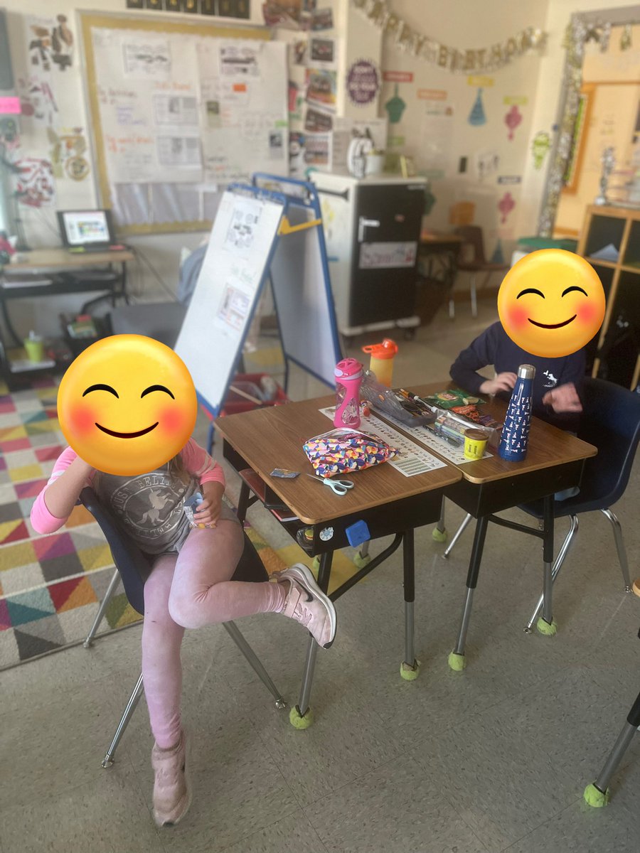 VClark_SYE's tweet image. It was another excellent day in First Grade. We are dressed to impress that’s for sure for #RedRibbonWeek2022 . We have some phenomenal leaders in this class that WILL change the world for the BETTER. You watch. @ABSSPublic  @SylvanElem @nceducation_  #popthecollar