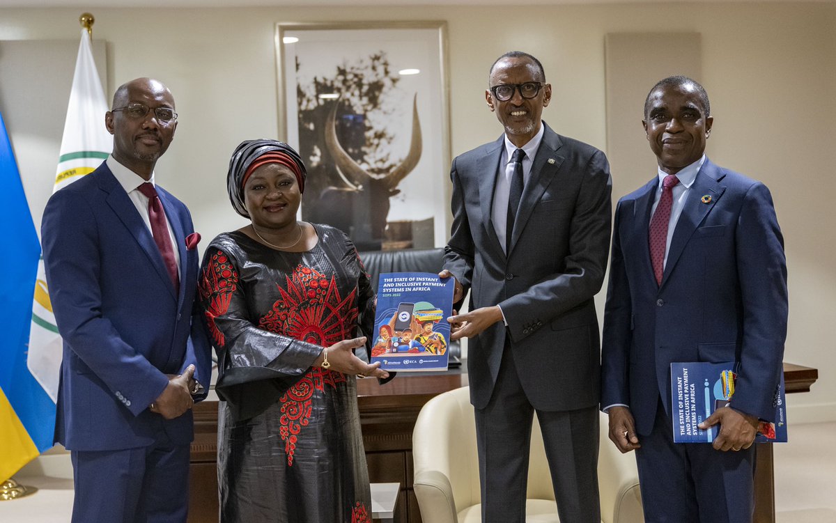 MusoniPaula's tweet photo. 3/6 #SIIPSreport2022 launch

🤝 Grateful for @AfricaNenda’s partnership to drive digital financial inclusion through real-time, interoperable digital payment systems.

Congratulations @AfricaNenda on the launch of “The State of Instant and Inclusive Payment Systems Report 2022”. https://t.co/drVN2JmZ0b
