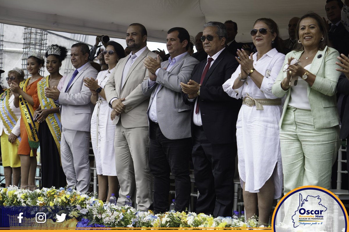 OscarTatoA's tweet photo. Celebramos con entusiasmo el comercio de un cantón que crece cada día, la energía de #Pedernales, el Primer Punto de la Mitad del Mundo reaviva la zona norte de #Manabí.
#MesDelComercio. 👖
#FiestasDelComercio. 🎉
#OctubreEnPedernales. 🇪🇨
🎵🎶🎵 https://t.co/OKUusrInLO