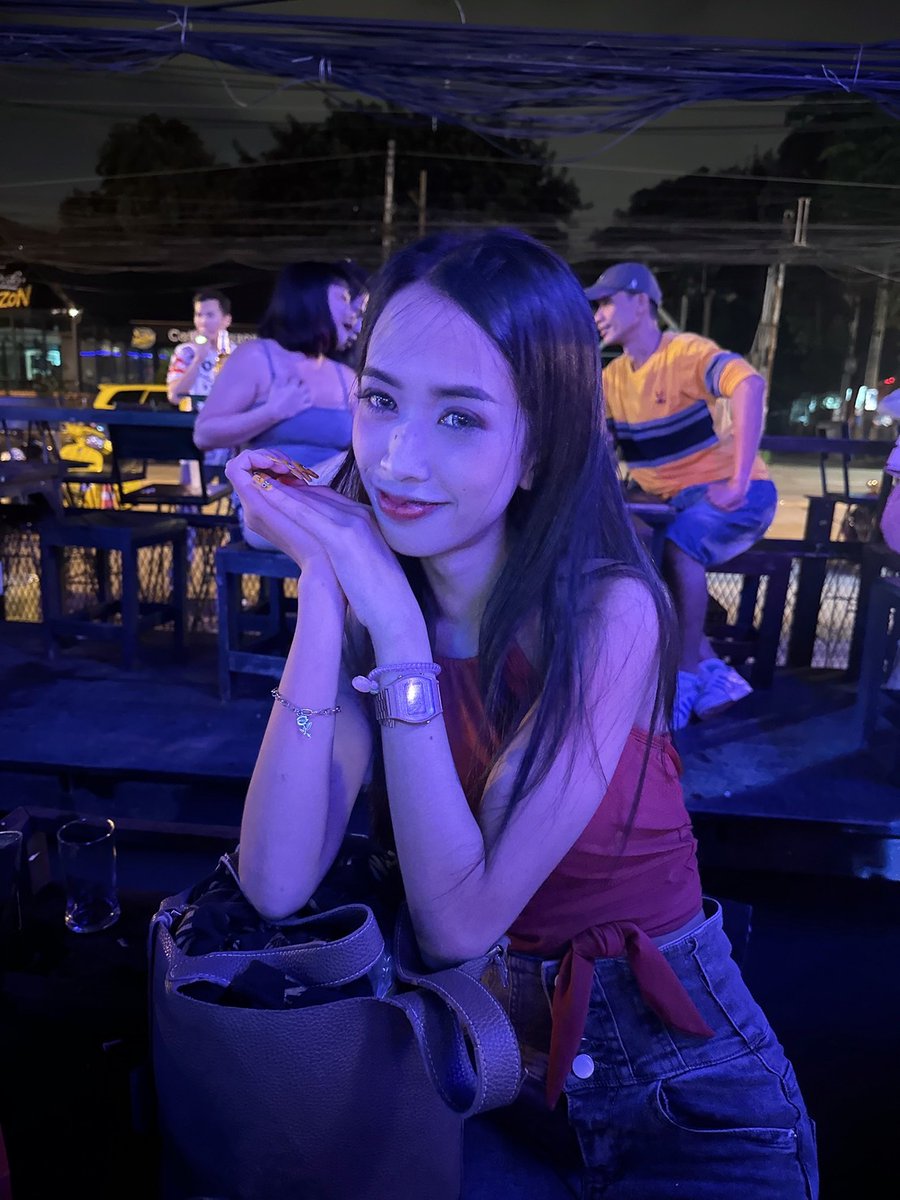 ANuipi's tweet photo. มีหัวใจไว้อินกับเบียร์ก็พอแล้ว https://t.co/nqPSfpt7mg