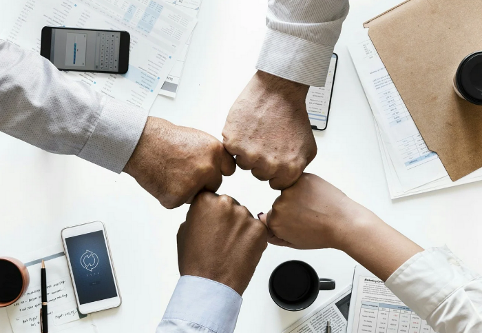JungDMSAG's tweet photo. JDC gründet Summitas - Die JDC Group hat ein Joint Venture mit den Partnern Bain Capital Insurance und Canada Life Irish Holding  gegründet - die Summitas Gruppe GmbH gegründet. Das erklärte Ziel ist der Aufkauf von Maklerbeständen in Deutschland und

https://t.co/kcmTpwn0XY https://t.co/EkfjWHRBss