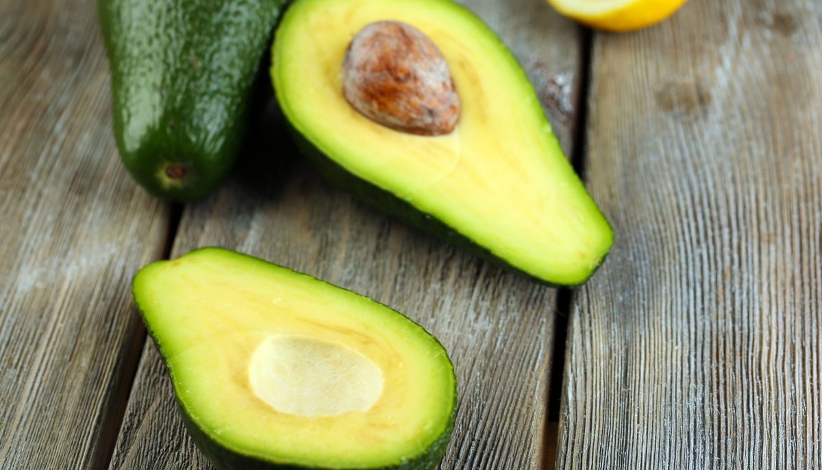 CocinayVino's tweet photo. Evita que los aguactes🥑🥑 se pongan marrones y se dañen, siguiendo estos consejos. https://t.co/aB1tdZ4OPP https://t.co/8XtIQS9Jc8
