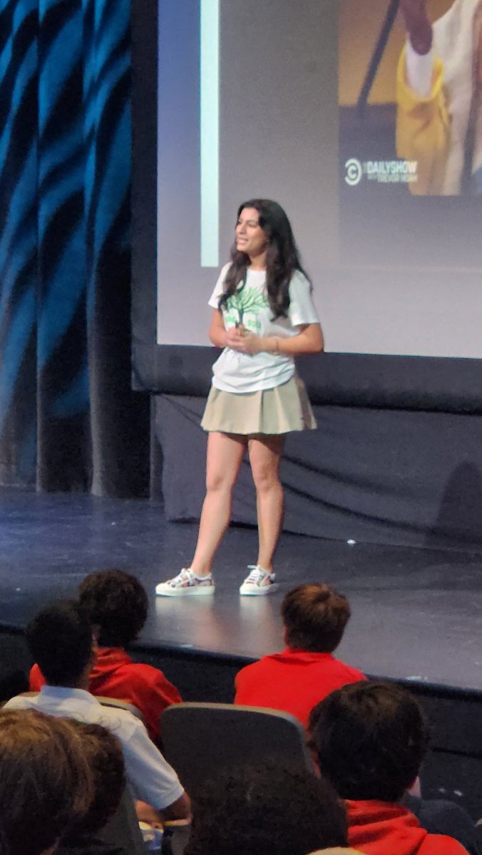 DrCoach_LeslieW's tweet image. Khushi M provide high school students a presentation on #SaveSoil today so they can be equipped to make changes.
#SaveSoilMovement @SadhguruJV
#SocialImpact @NAEducation
