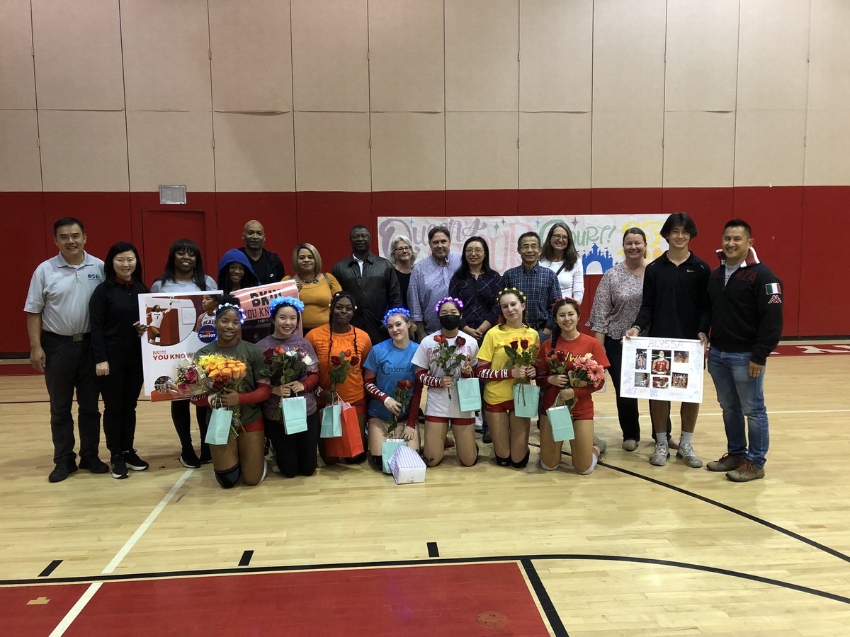 BlairAthletics's tweet photo. Senior Night Volleyball! Congratulations and thank you, seniors and families! https://t.co/vXeIbOZGuU