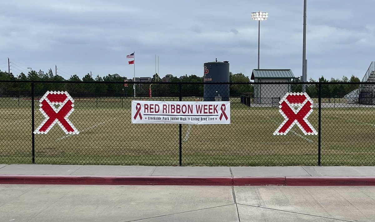 BrandiHalverson's tweet photo. Huge shout out and Thank you to our @CPJH_PTO for all your help and support during #RedRibbonWeek2022 @TISDCPJHS appreciates you!!! @TomballISD #knowyourimpact @redribbonweek #CelebrateLifeLiveDrugFree #RedRibbonWeek #RedRibbonWeek2022 
#Prevention #DEA #DrugFree https://t.co/wxRvxSVY6v